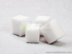 如何快速徹底清潔杯子里的茶漬？